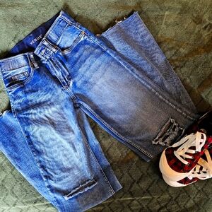 Venus Size 2 Wideleg Distressed Jeans